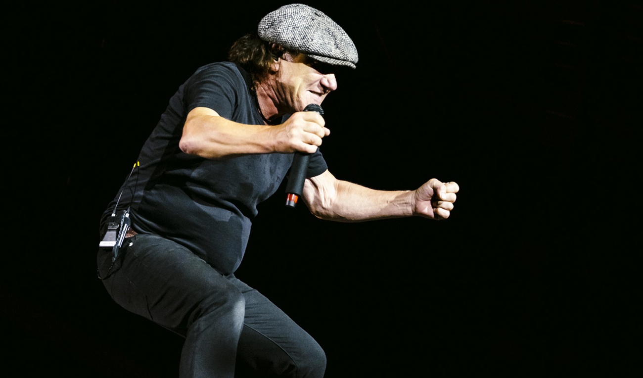 Le chanteur d'AC/DC, menacé de surdité, doit cesser la tournée