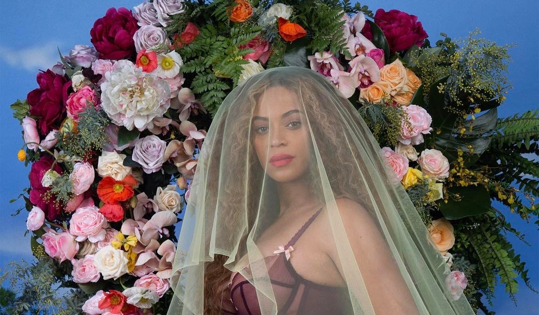 Toutes les photos de l'annonce de la grossesse de Beyoncé