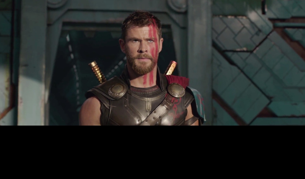 Thor n'a plus les cheveux longs dans la bande-annonce de Thor: Ragnarök